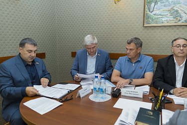 Работающие в области иностранцы будут платить больше налогов
